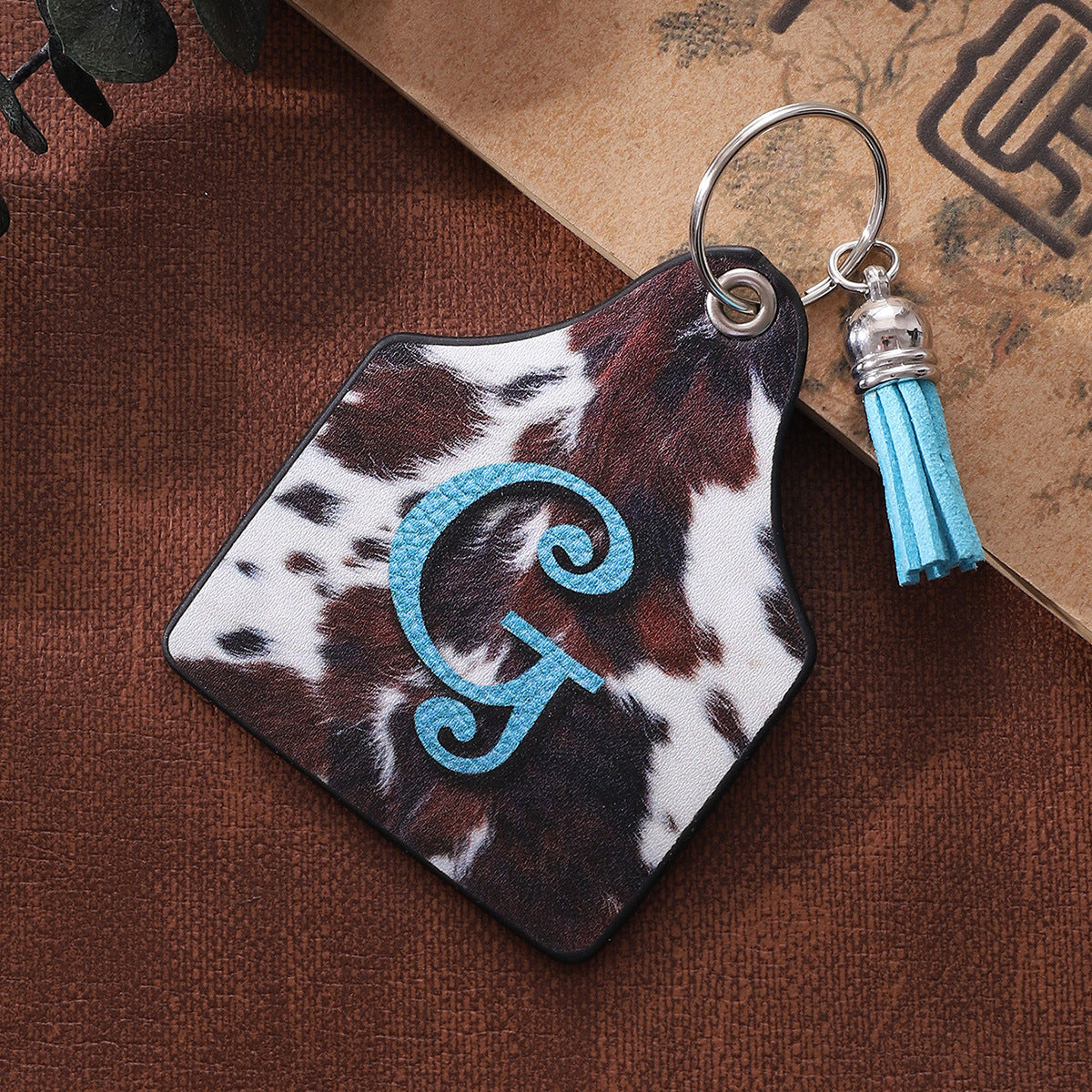 Wholesale Leather Western Cow Pattern Animal Fur Letter Printing Leather Oil Edge Keychain